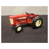 International 350 Utility ERTL - 8'L x 4'H
