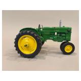 John Deere 40 - ERTL - 8”L x 5”H