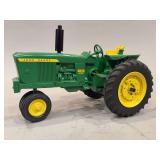 John Deere 4020 -NF- 9”x6”