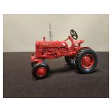 McCormick Farmall CUB 1989 1st Edition ERTL - 6'L x 4'H