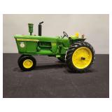 John Deere 4020 Diesel NF Limited Edition  FFA ERTL - 10'L x 6'H
