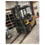 LP GAS Caterpillar GP20 Forklift/ MUST READ DESC.