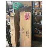 Assorted fluorescent bulbs