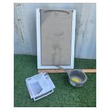 DOG DOOR / SMALL POT