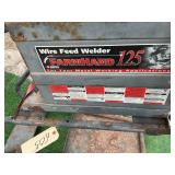 FARMHAND 125 CORE WELDER (MIG)