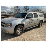2011 CHEVROLET SUBURBAN SEE PIC FOR INFO