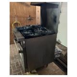VULCAN 4 BURNER AND OVEN. NEEDS WORK. OFF SITE