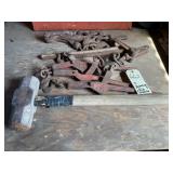 (5) BOOMERS AND 8 LB. SLEDGE HAMMER