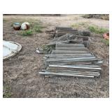 (16) ROLLS CHAIN LINK FENCING  43"