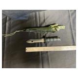 HUNTING KNIFE - SEE PIC