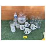 GLSSES PITCHER & GLASSWARE / MUGS