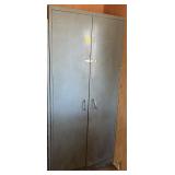 METAL LOCKER 3 FT X 18 IN X 6