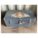 VINTAGE TRUNK