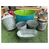 METAL TUB W / CONTENTS