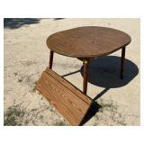 KitCHEN DROP LEAF TABLE