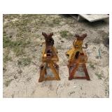 4 JACKSTANDS