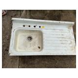 VINTAGE WHITE FARM SINK