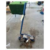 (2) JACK STANDS (1) HYDRAULIC JACK