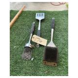 GRILLING UTENSILS