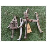(2) THREE JAW WHEEL  PULLER