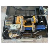 DEWALT BATTERY POWERED GREASE GUN