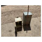 PET FEEDER AND TELEPHONE INBOX FOR WALL