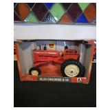 Allis-Chalmers D-19 Die Cast Tractor ??