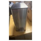 Stainless steel trashcan