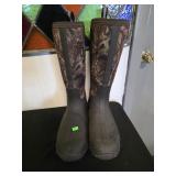 Hunting rubber boots ?? size 10
