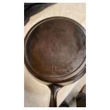 Victor No. 9 Cast Iron Skillet