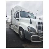2016 Freightliner Cascadia 881,145 miles (9688)