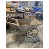 Rubbermaid lawn cart