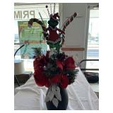 Grinch Christmas in black glass vase