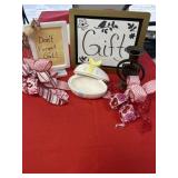 Decorative Easter egg two valentine bows