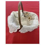 Basket with doilies