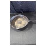 Cast iron Skillet