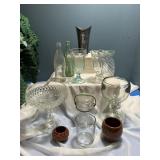 Assorted glassware,