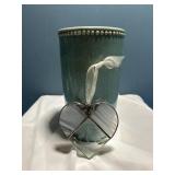 Ceramic container with heart ornament