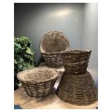 4 plant containers , 1 plant cover