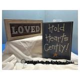 Wall hanging decorations