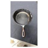 8' Cast Iron Skillet