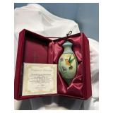 Ne'Qwa Art Praise Morning ornament 39 retail