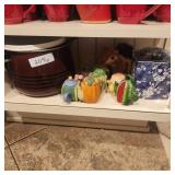 contents of bottom row island shelf