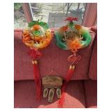 Hanging ornaments wood plaque