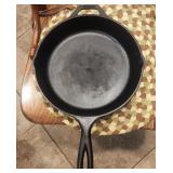 Lodge cast iron skillet