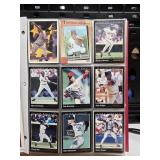 Binder 0135 180 cards of MLB Scott bolen