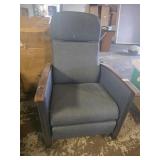 Hospital reclining chair