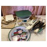 Kitchen lot with cutting boards
