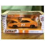 Jada 1:24 ï¿½69 charger No.71 Orange