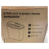 Pallet return 8 sheet paper shredder